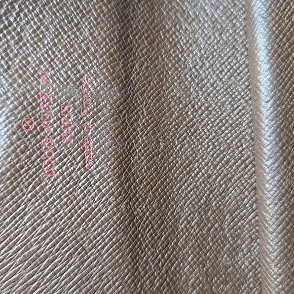 Louis Vuitton Damier Long Wallet - Picture 4 of 7